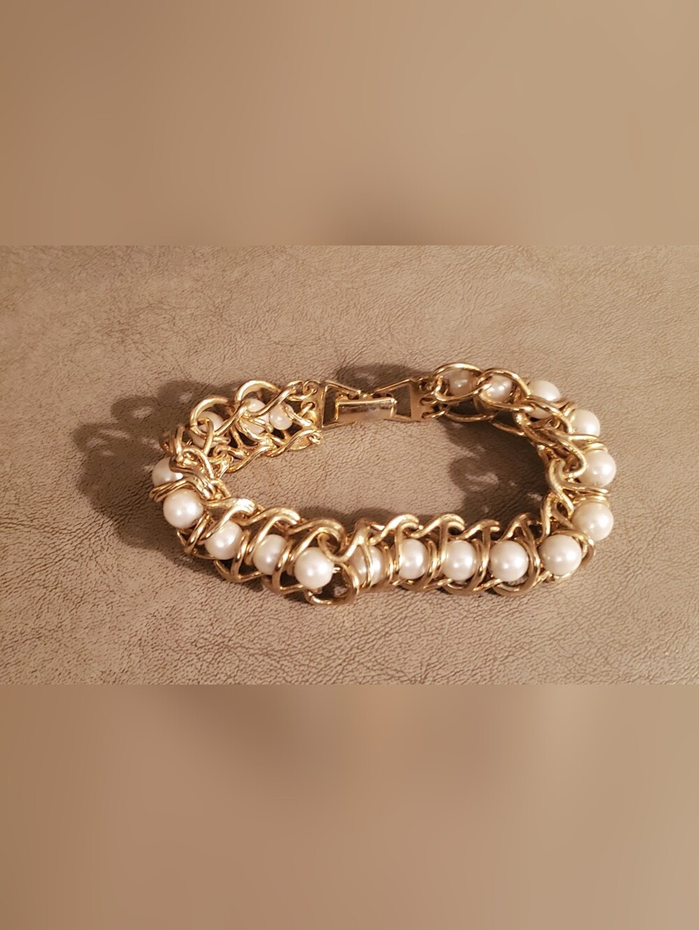Gold Pearl-Accented Link Bracelet for Women